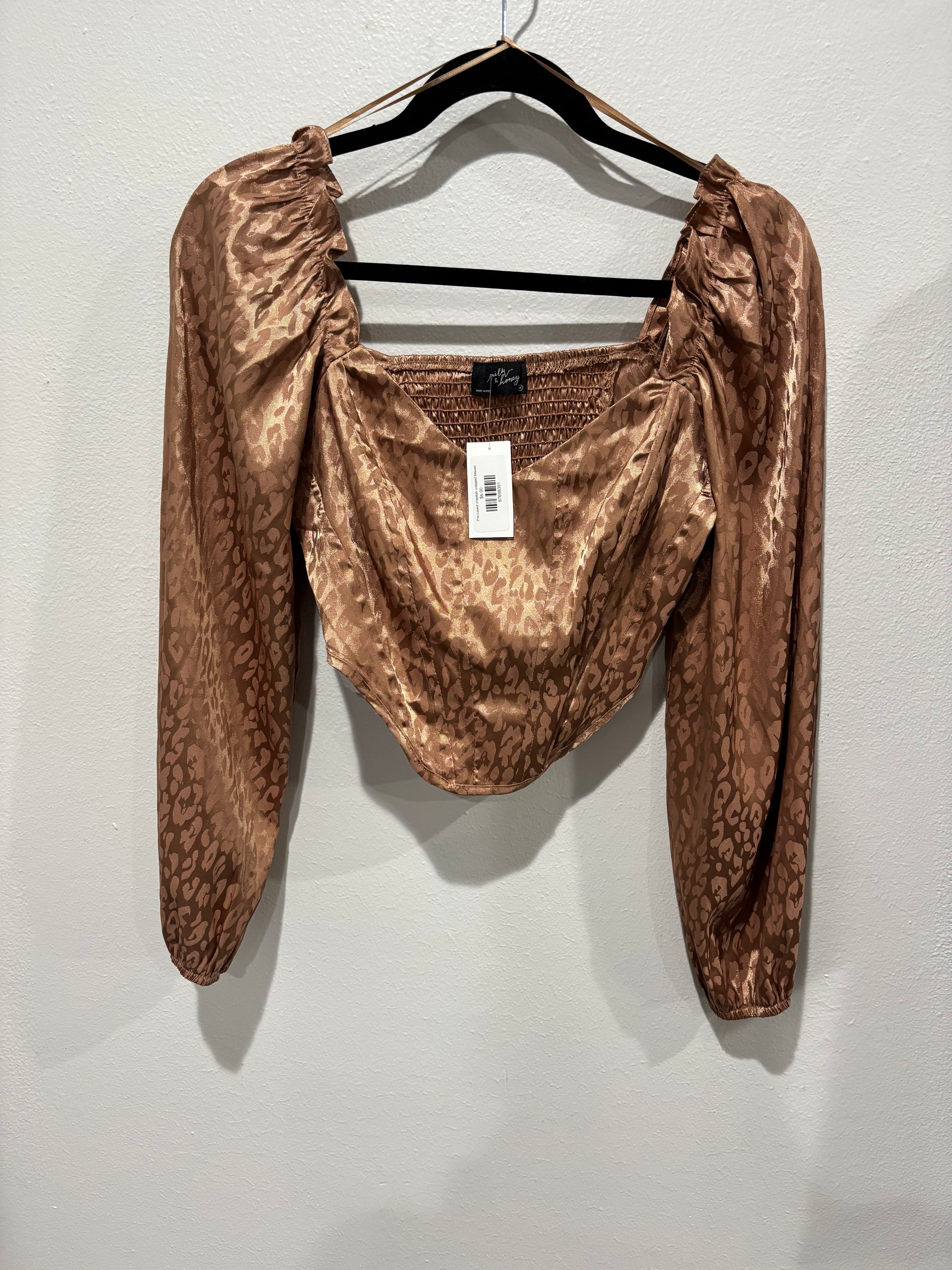 Pre-Loved cheetah cropped blouse