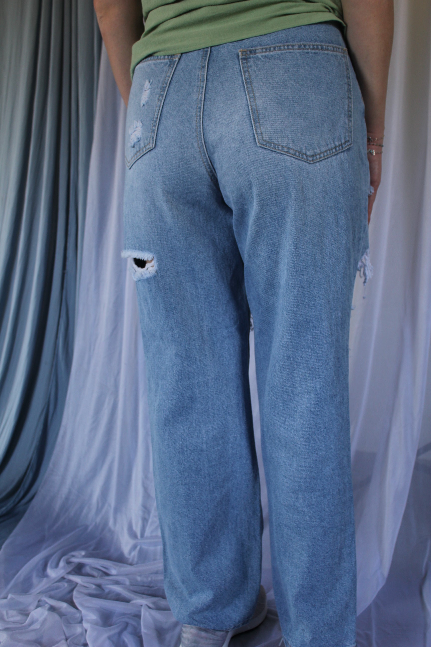 Distressed Wide Leg Jeans