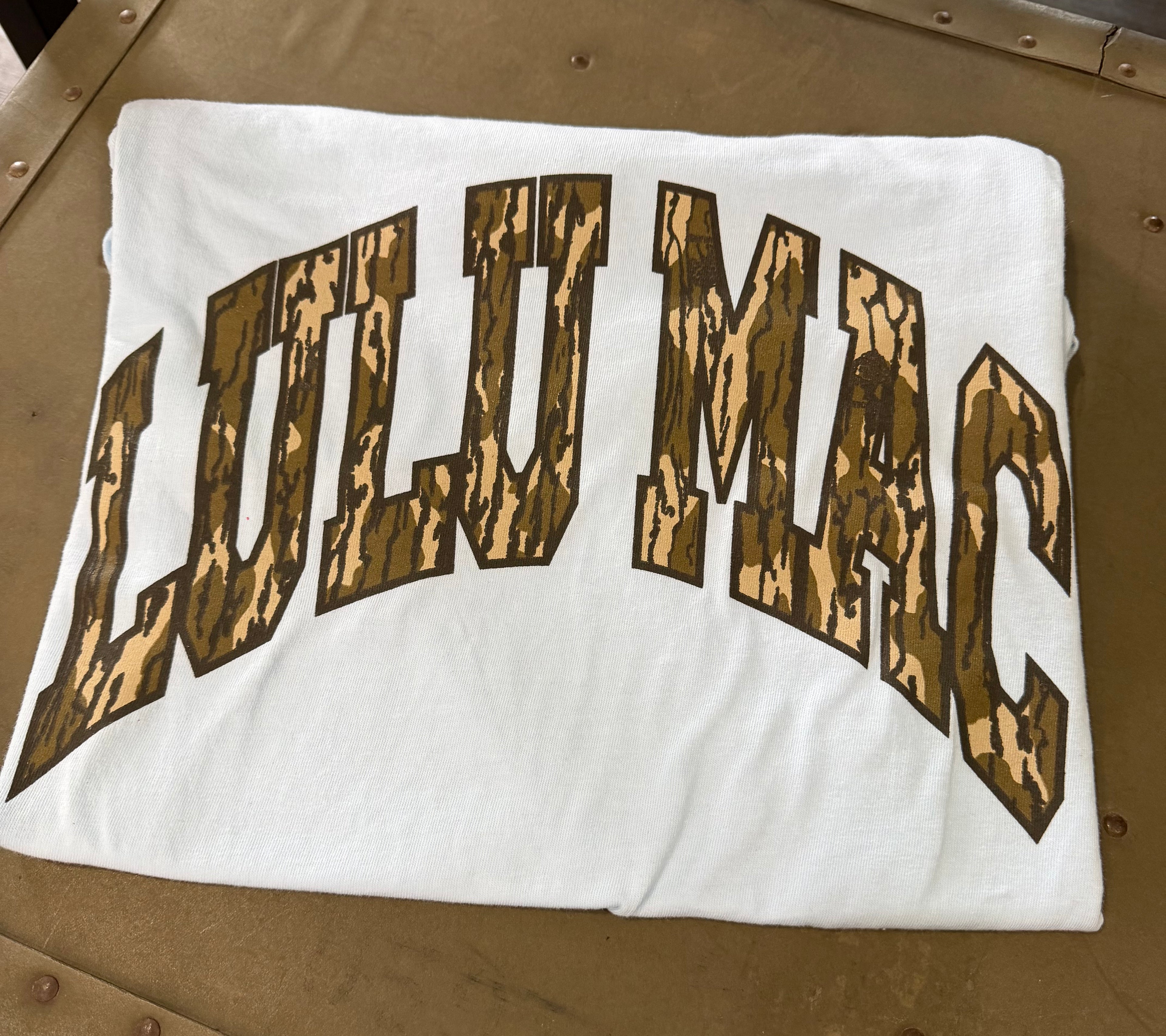 LULU MAC Mossy Oak Comfort Colors Tee