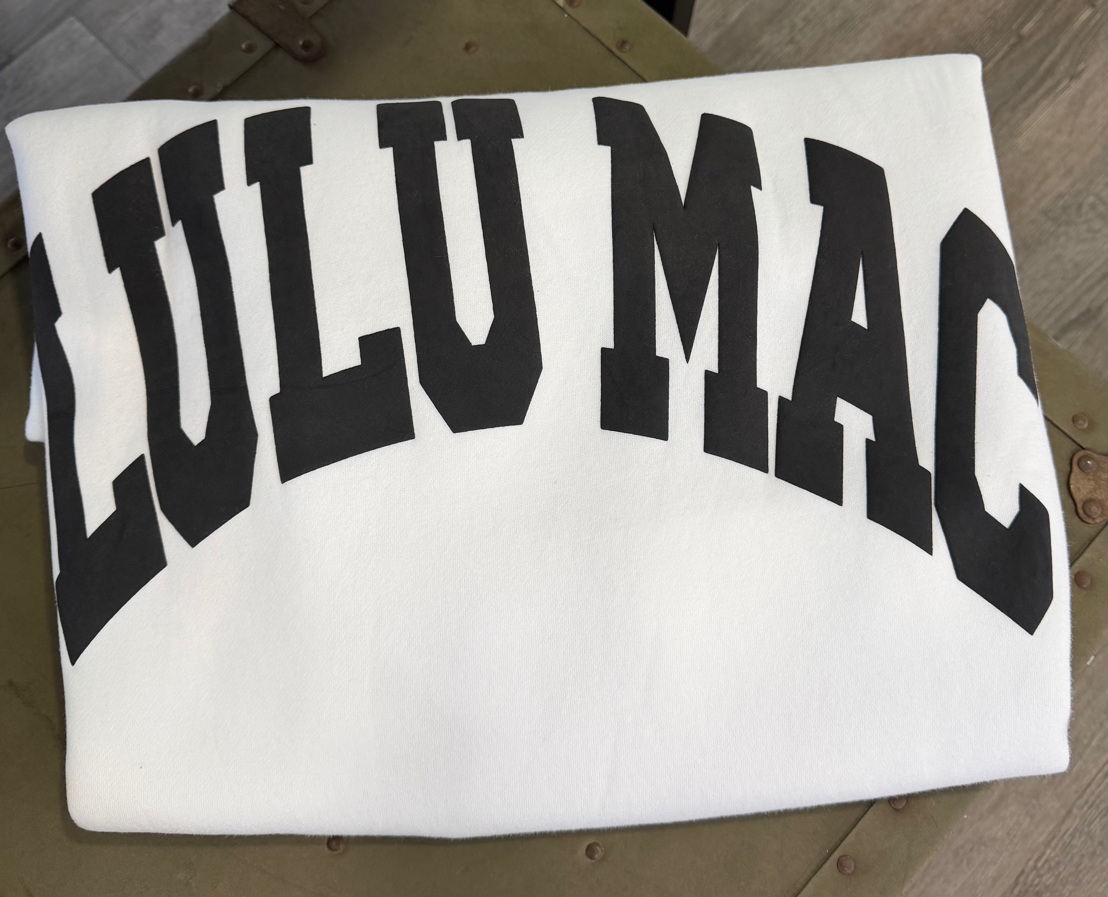 LULU MAC White Sweatshirt