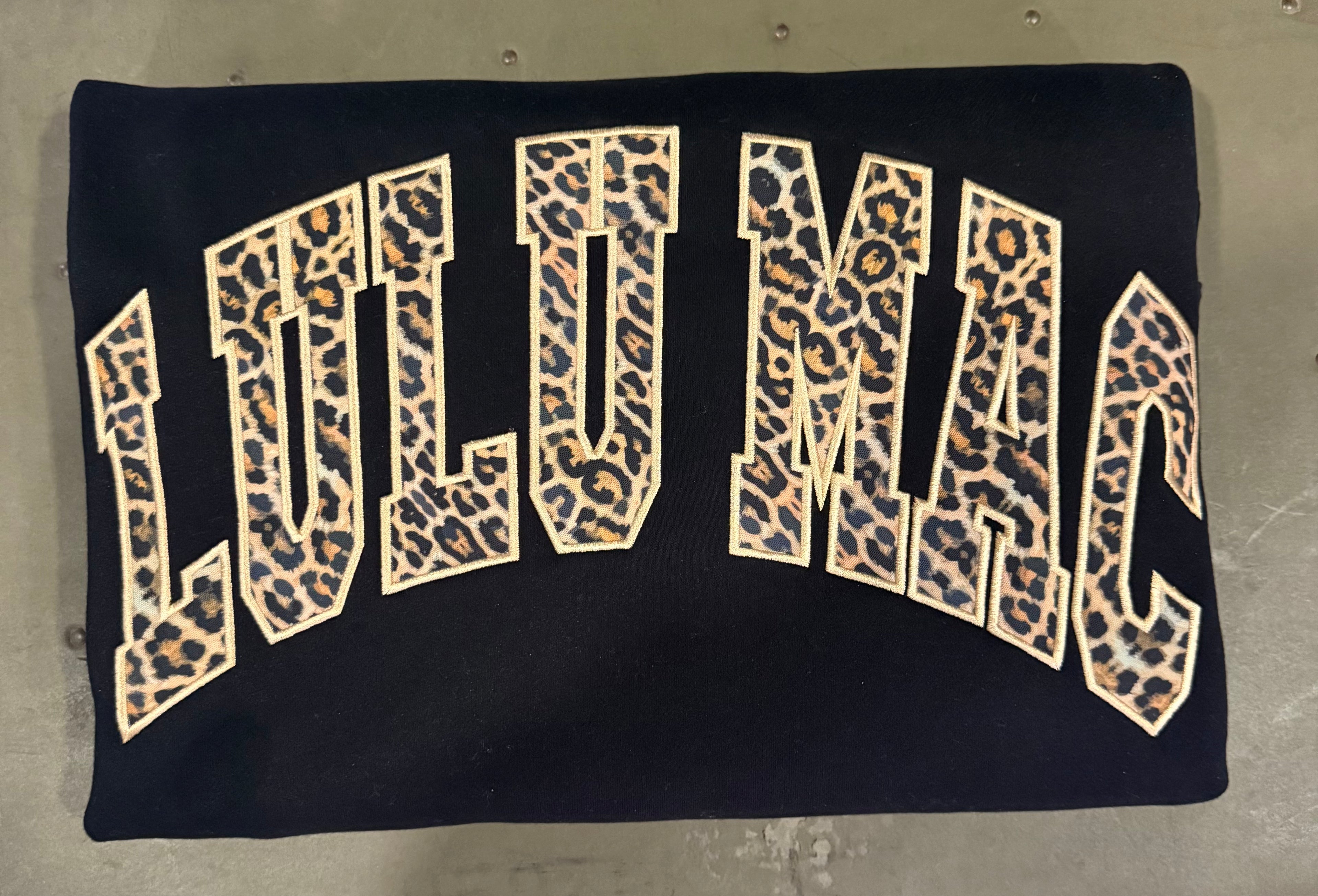 LULU MAC Sweatshirt