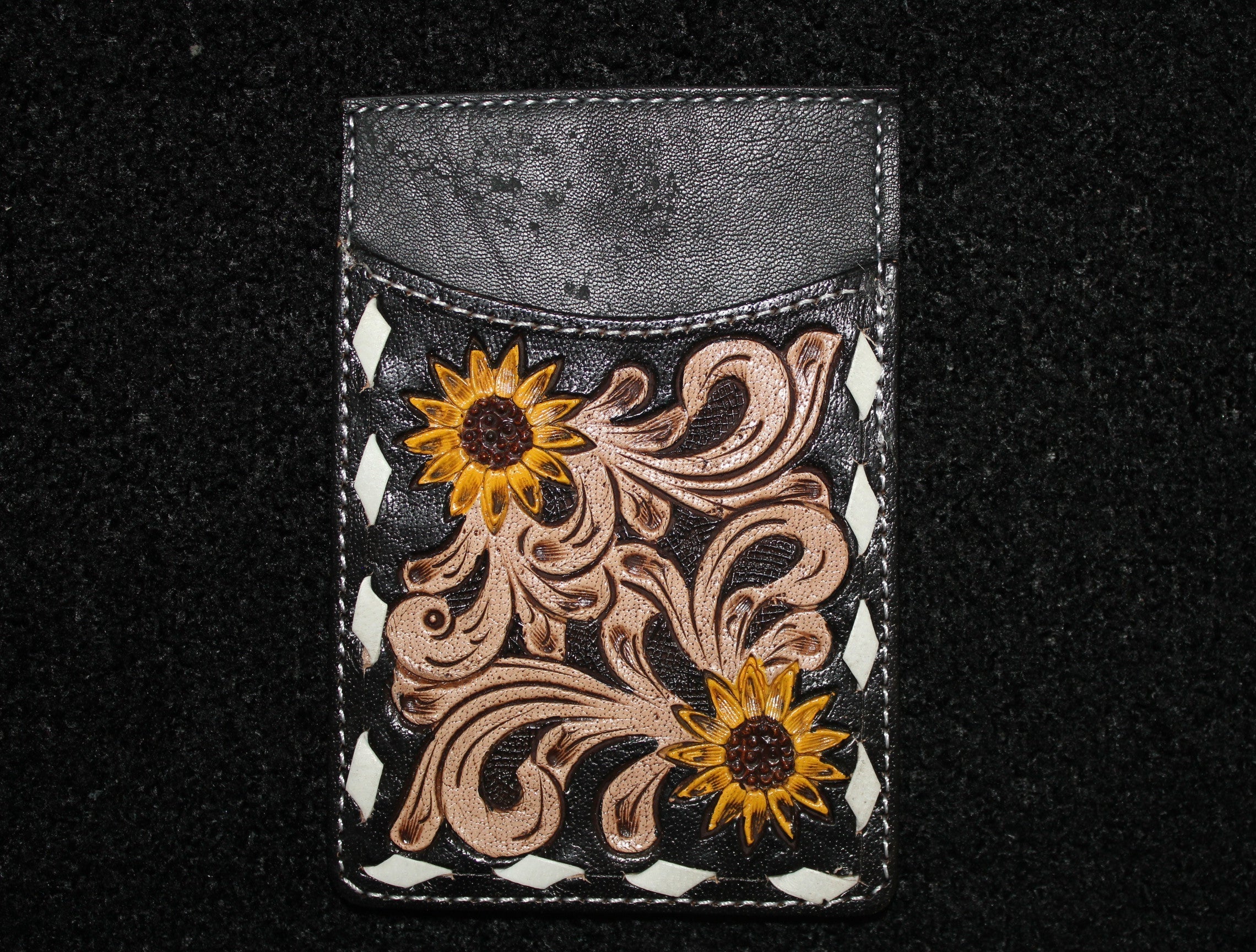 Sunflower Tooled Leather Credit Card Holder